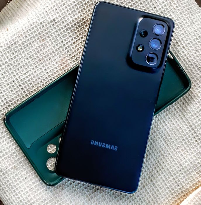 SAMSUNG A52 8/256 под восстановление.