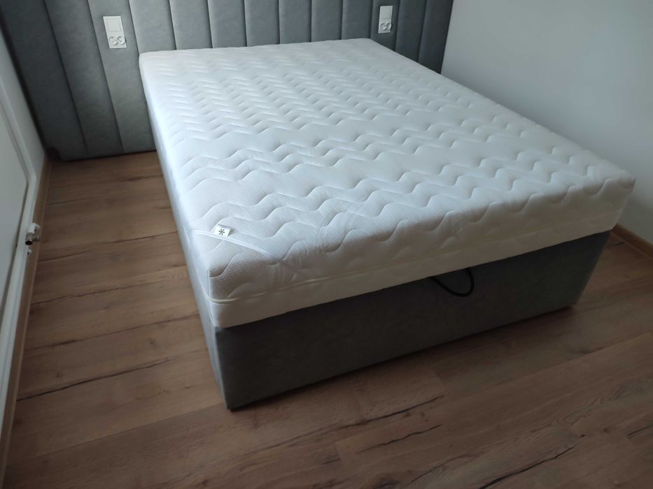 łóżko tapicerowane, pojemnik, szerokie wezgłowie, producent 140 x 200