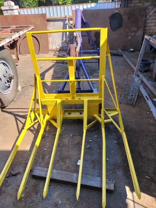 Погрузчик до трактора