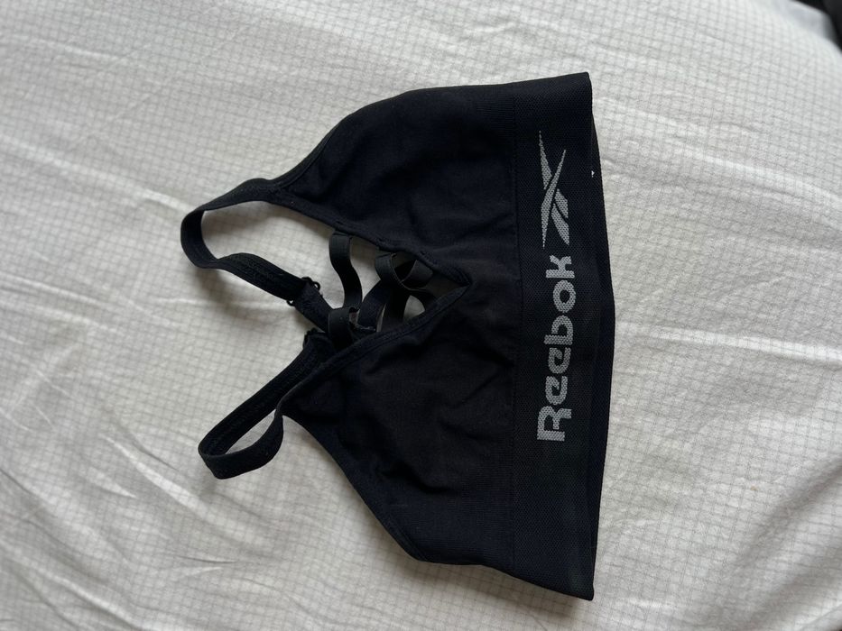 Stanik sportowy czarny Reebok