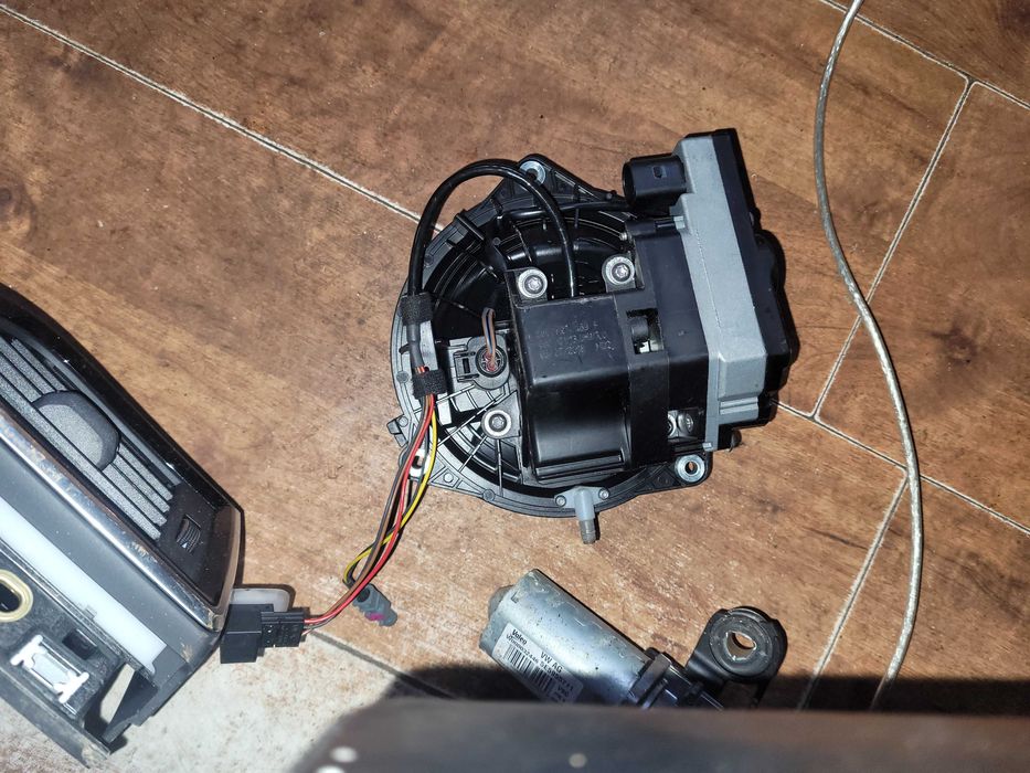 Kamera cofania VW Golf VII