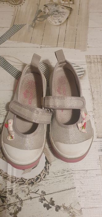 Buty kapcie baleriny r. 27 cocodrillo dziewczynie srebne
