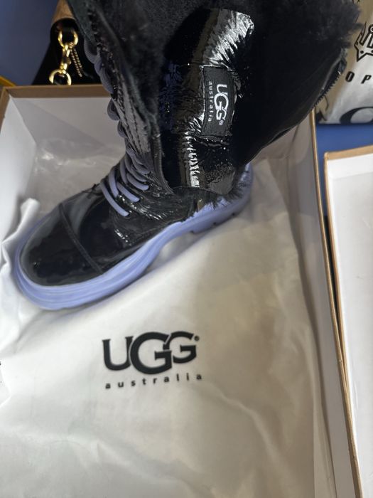 Чоботи  зимові UGG р.38