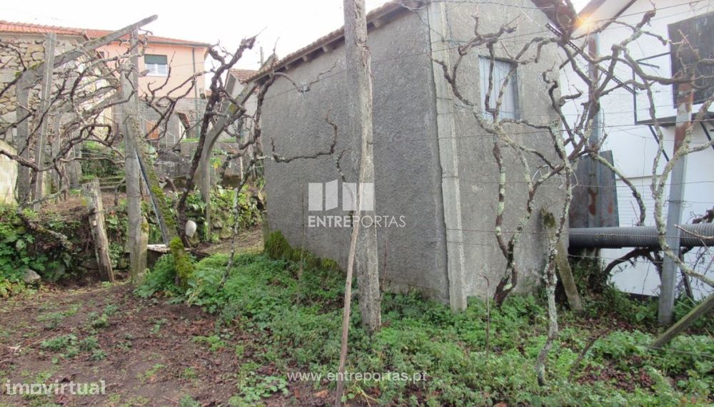Venda Moradia V2, Fornelos, Cinfães