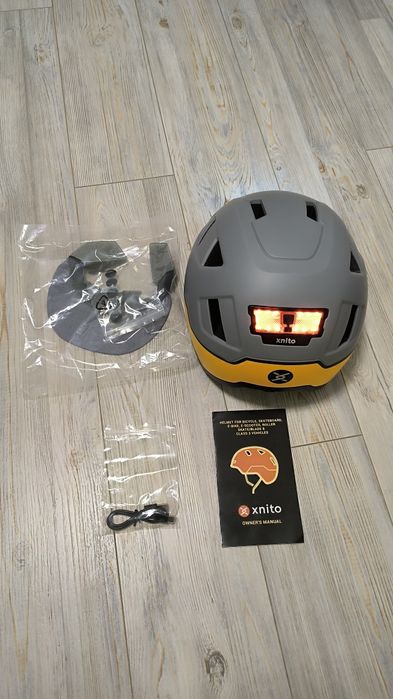 Велосипедний шолом,шлем XNITO