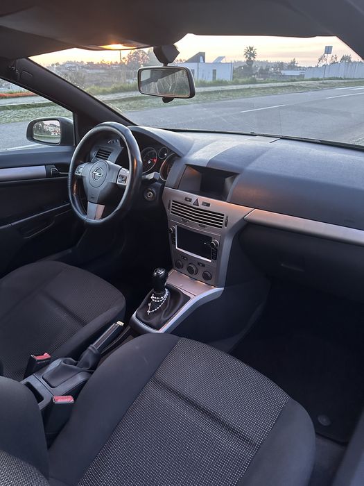 Opel astra 1.7 gtc cdti