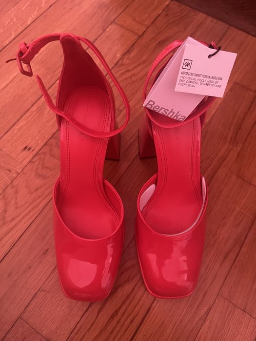 Vendo Sapatos Novos