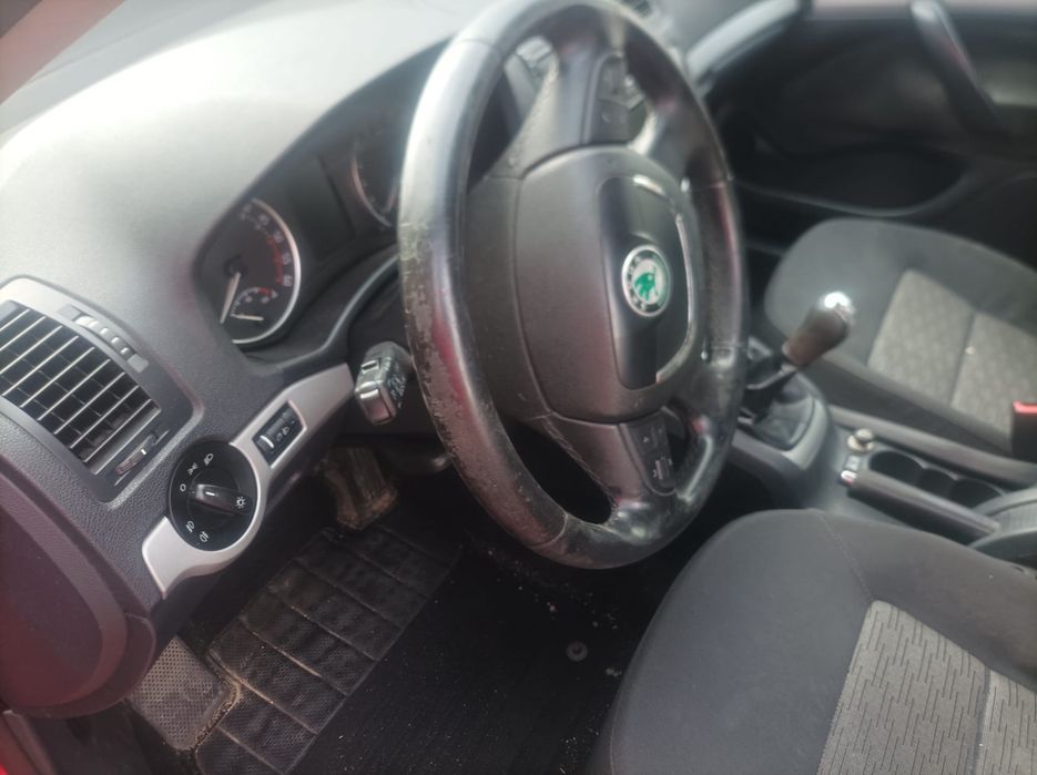 Skoda octavia 1,6tdi 105cv