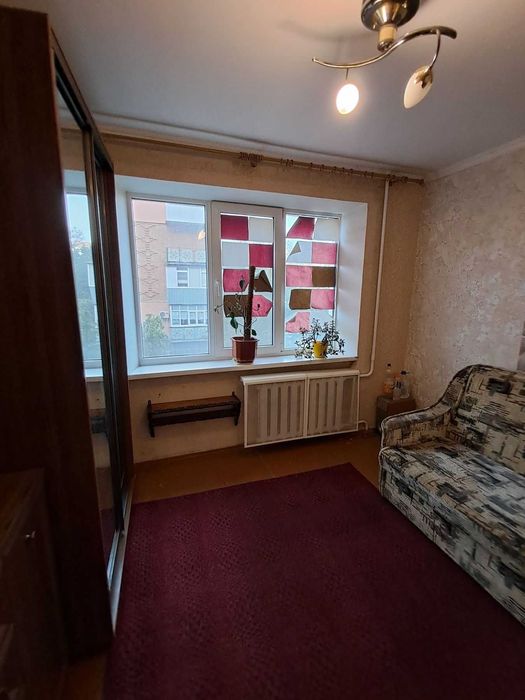 В продажу 3к квартира з косметичним ремонтом