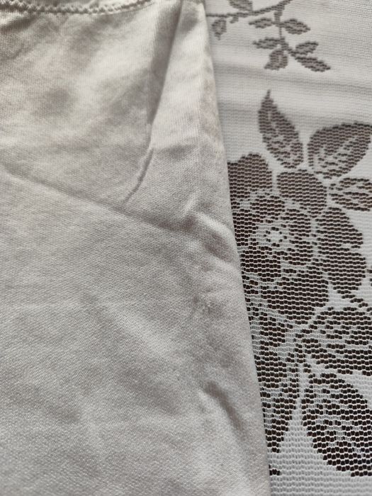 Top prążkowany modelujący sylwetkę na nieregulowane ramiączka rozm 40C