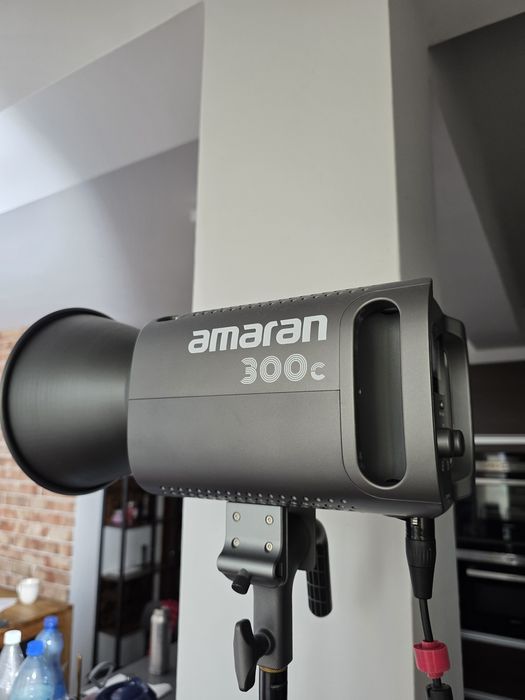 Lampa LED Amaran 300c – jak nowa | Pełna moc RGB