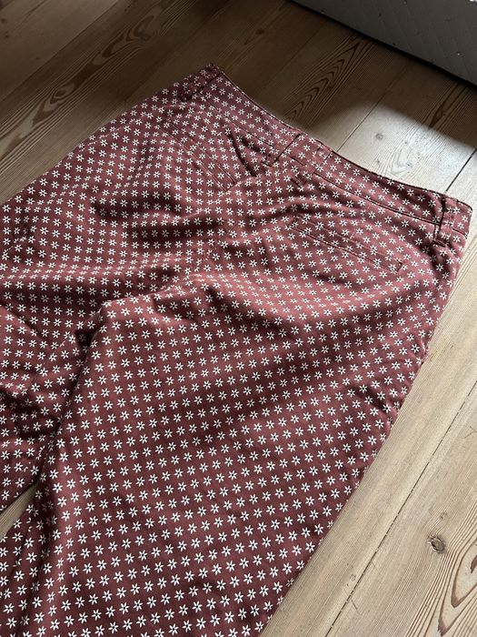 Vans spodnie chinosy w kwiatki 27