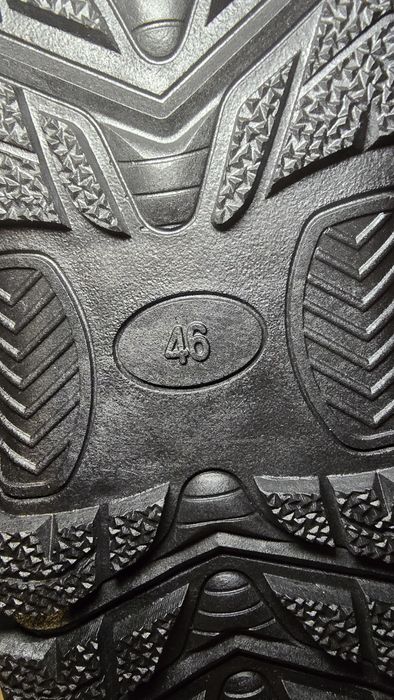 Buty nowe męskie zimowe czarne rozmiar 46