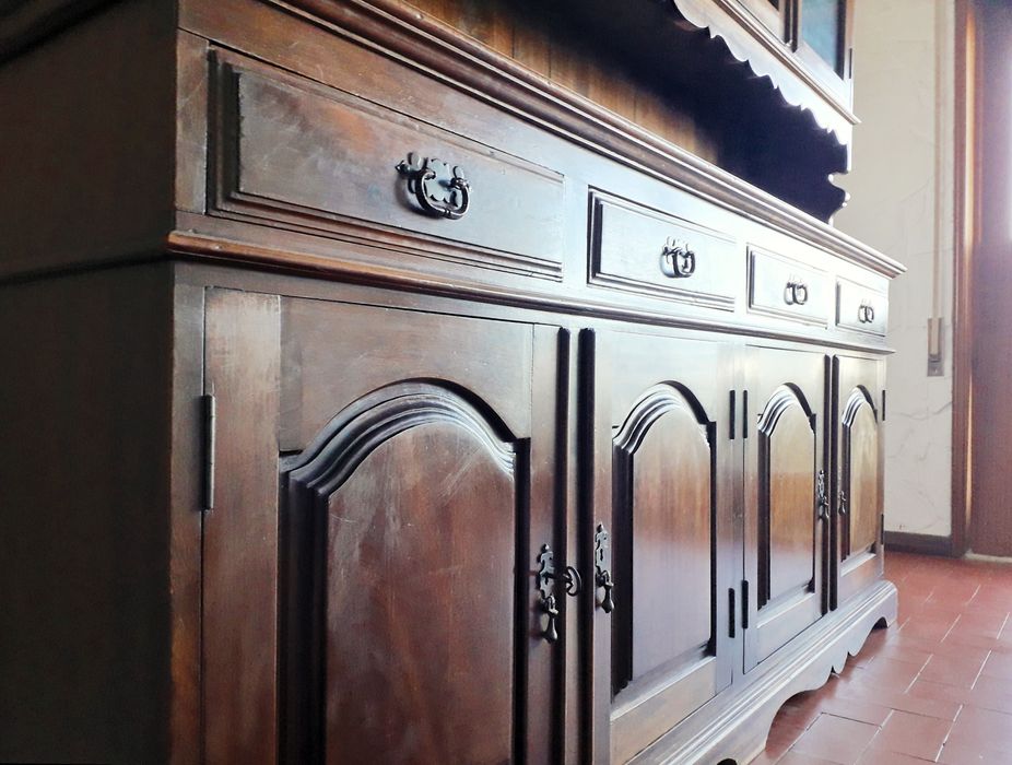 Louceiro rústico bonito, antigo, em ótimo estado