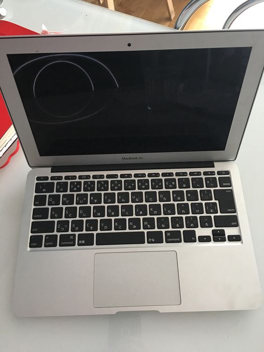Laptop Macbook air 13 cali