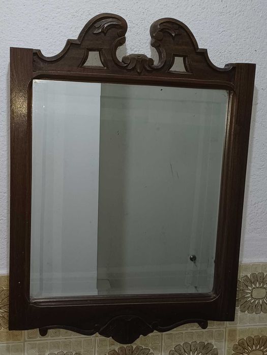 Espelho antigo usado