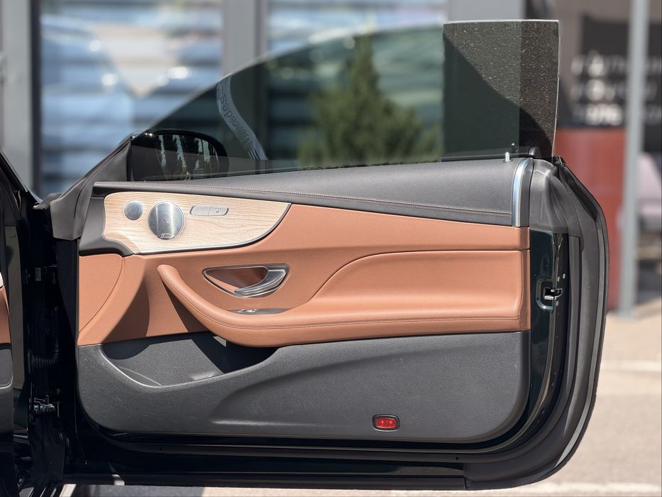 Mercedes-Benz E-Class 2019 220d G-tronic C238 Європа Не Фарбована Купе-хардтоп