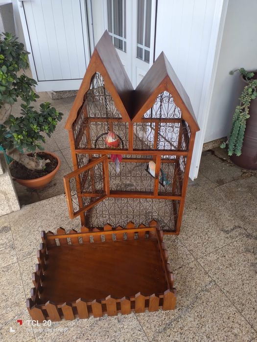 Gaiola Vintage Em Madeira – 120€