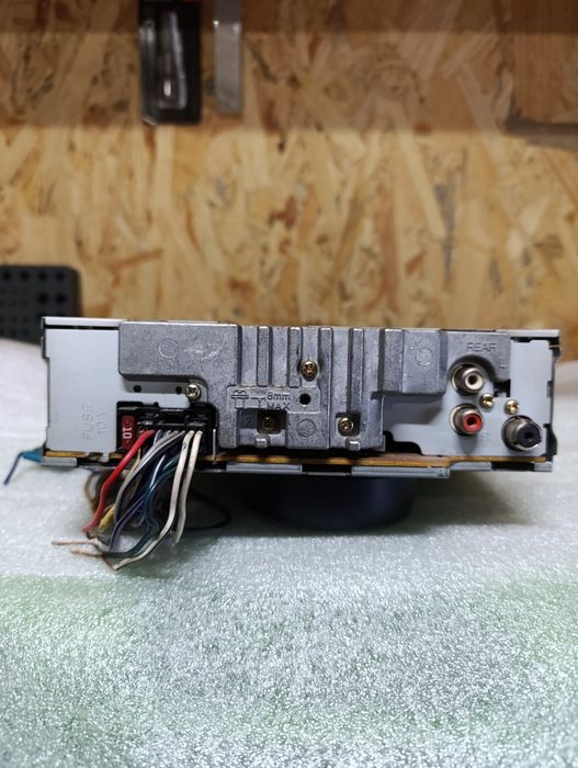 Автомагнітола kenwood kdc-w427