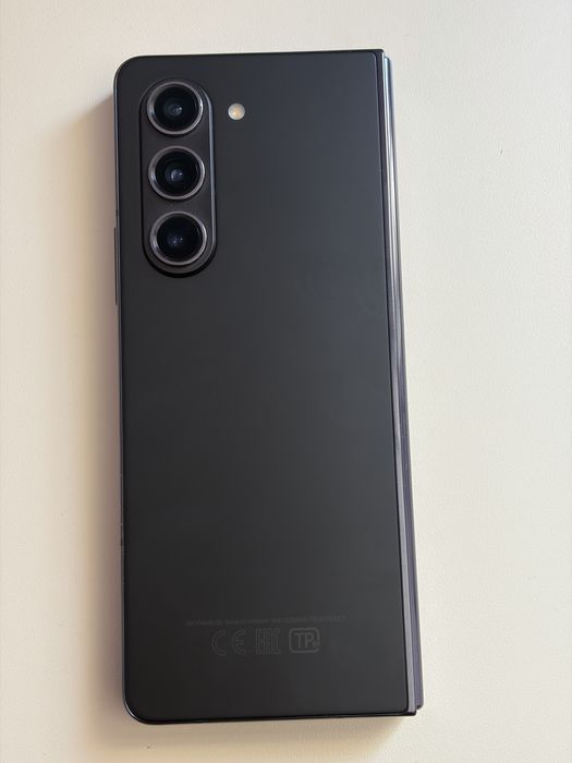 Samsung Galaxy Fold5 12/512 GB