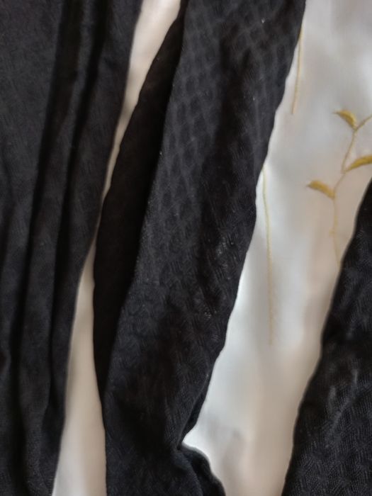 OBNIŻKA! Czarne rajstopy we wzorki.