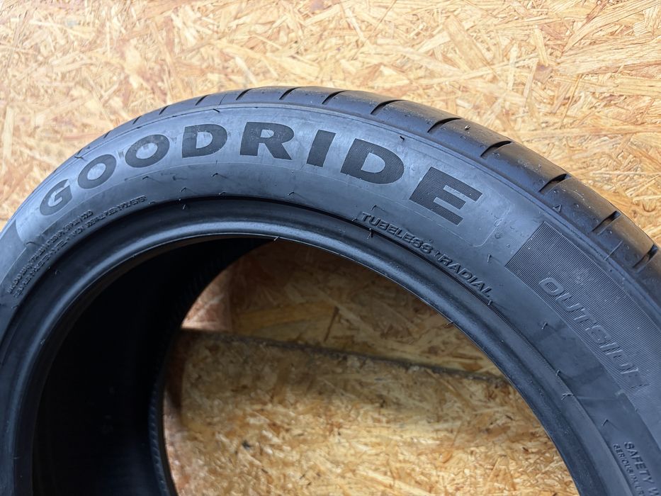 245/45/18 100W Goodride Zuper Eco Z-107