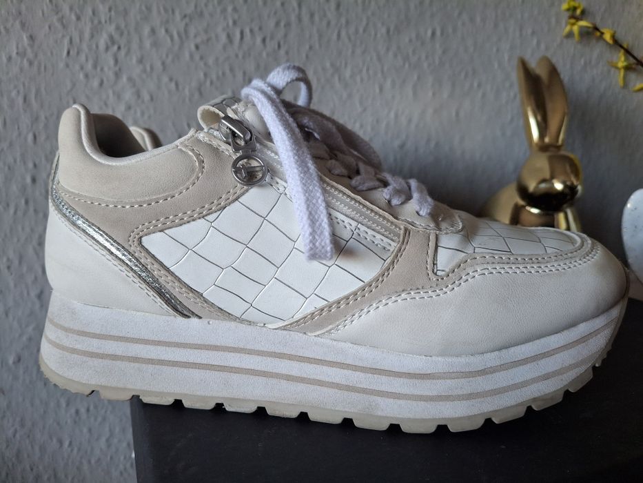 Tamaris lekkie sneakersy damskie 37