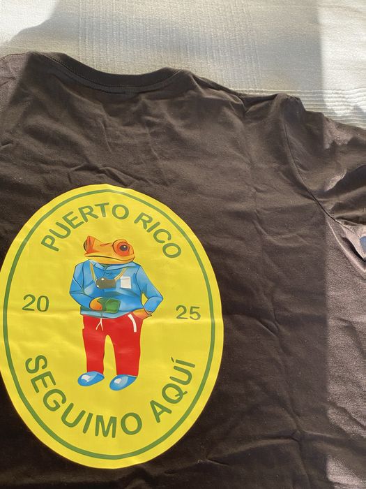 T-shirt de Bad Bunny DTmF poncho Puerto Rico 2025 SEGUIMO AQUI