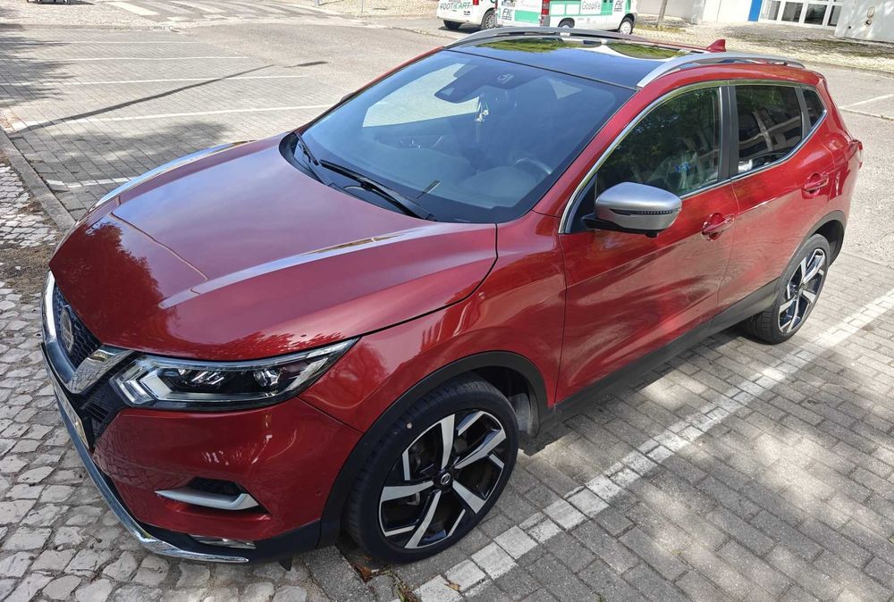 Nissan Qashqai 1.3 DIG-T Tekna Premium Bose