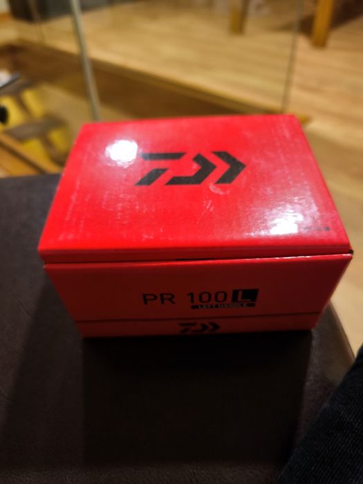 Carreto daiwa pr100 e cana abu Garcia Tormentor2 sem uso
