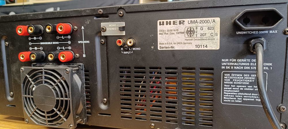 Кінцевий підсилювач- Uher UMA-2000  (8 Ом: 2x 260 Вт)