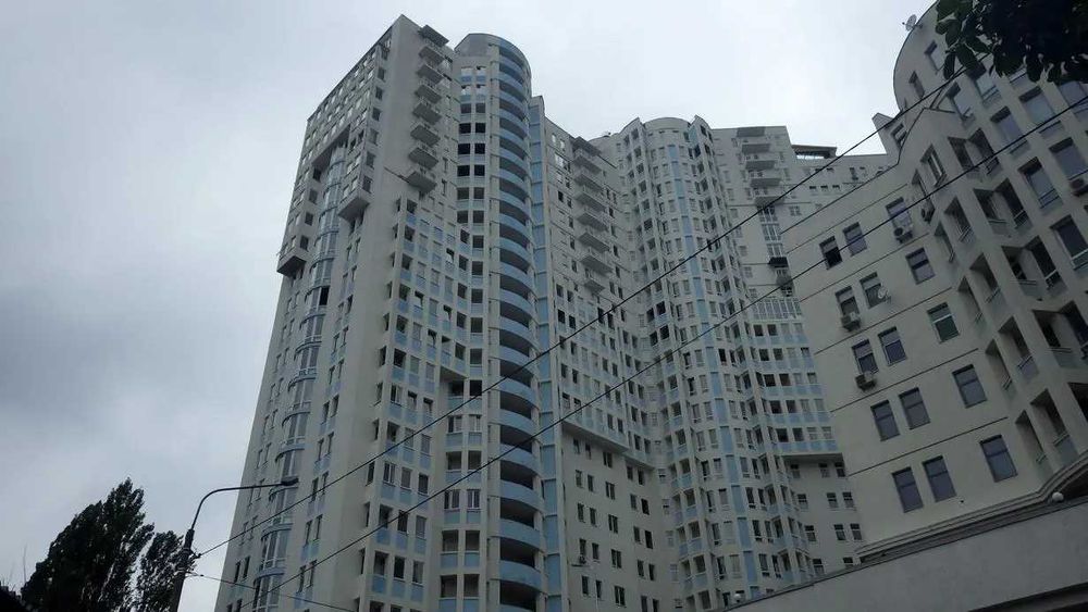 Продаж Паркомісця бул. Миколи Міхновського 14-16 (Avenue 14-16). Без %