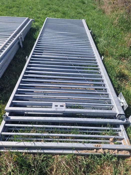 Solidne ogrodzenie ocynk – bramy + przęsła