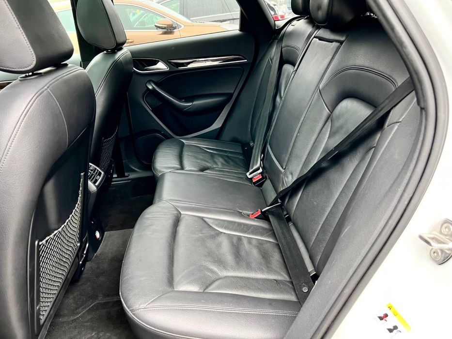 Audi Q3 2.0 tfsi белая 2015