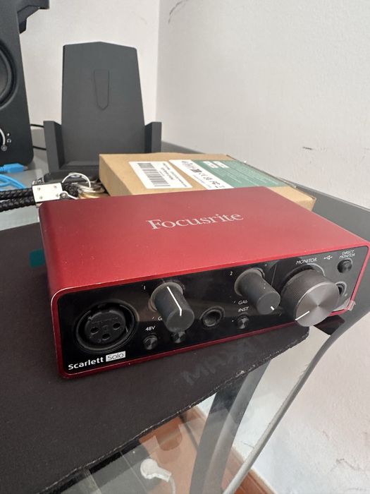 Focusrite Scarlett SOLO interface Audio para Studio