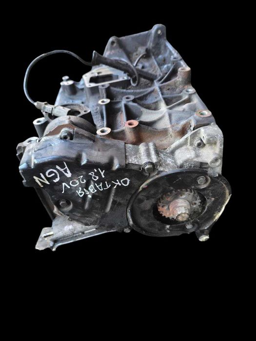 Блок двигуна циліндрів 1.8 20V AGN VAG Skoda VW Audi Seat 06A103021C
