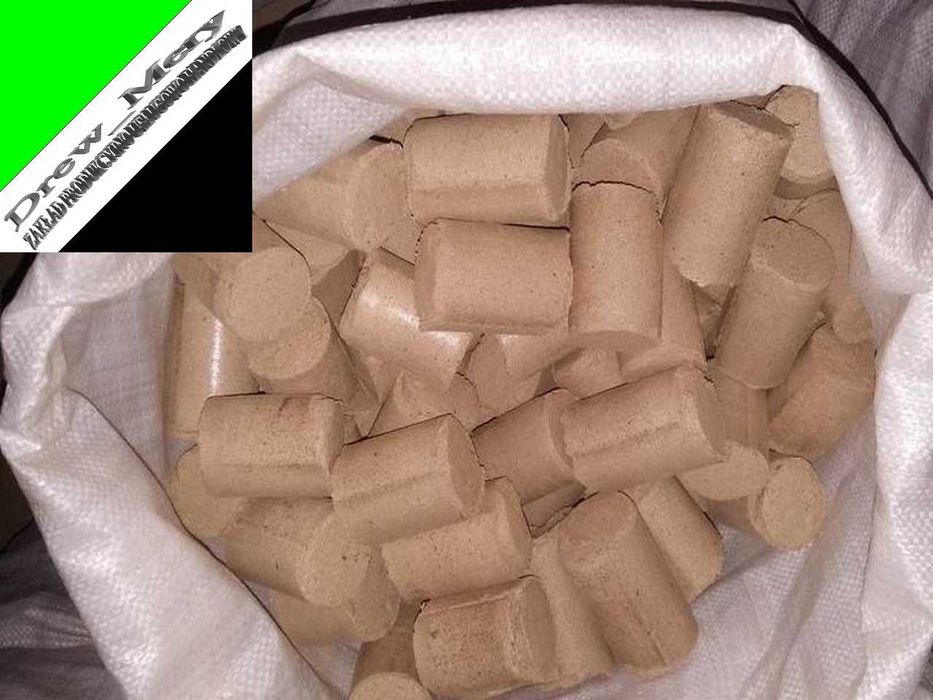 Brykiet Drzewny Opałowy Sosnowy, 1.400zł/Tona, Worek 25kg/35,00zł Opał