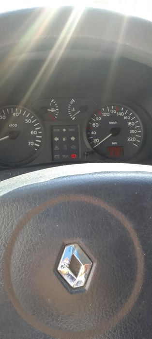 Renault Clio 1.2 Gasolina 113000 KMS único dono
