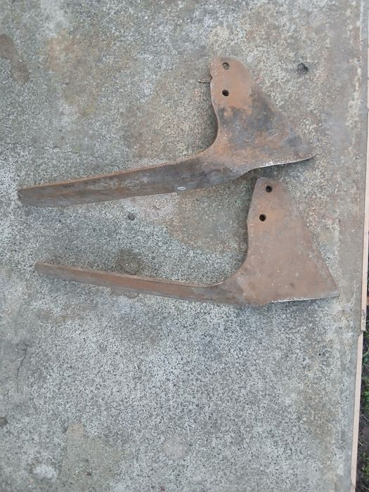 Лапи бритви дві штуки