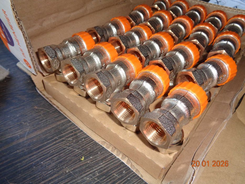 zawory grzejnikowe 1/2 cala kątowe