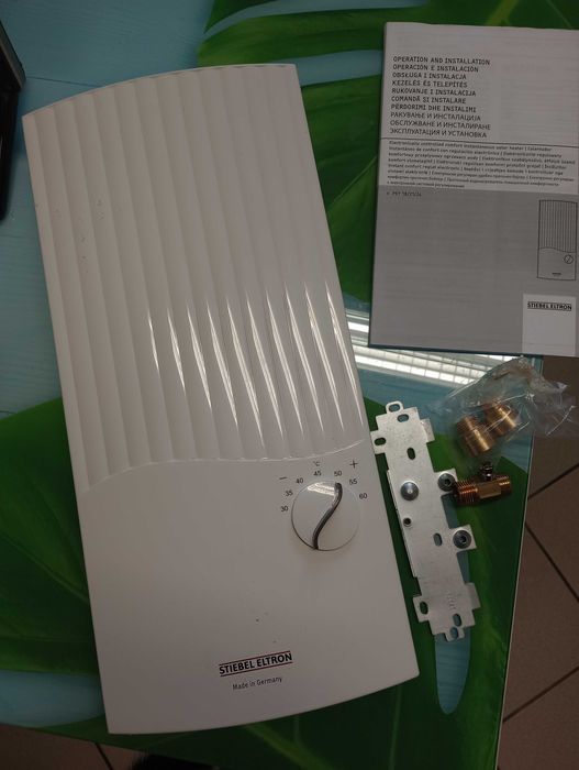 Elektryczny przepływowy ogrzewacz wody PEY 18-21-24kW STIEBEL ELTRON