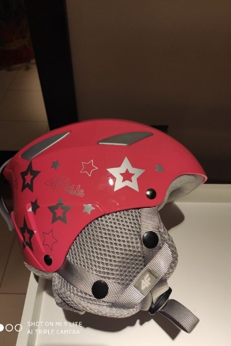 Kask narciarski dla dziewczynki 4F+kominiarka+pokrowiec
