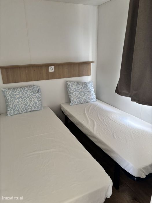 Casa nova nos vinhedos, a 40 minutos de Lisboa