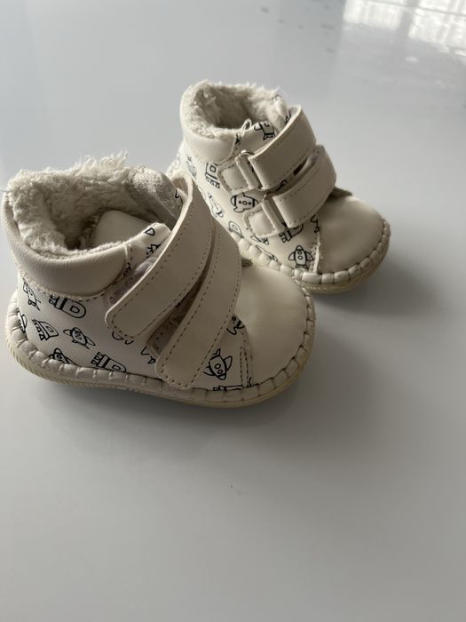 Зимові черевики для  малюків