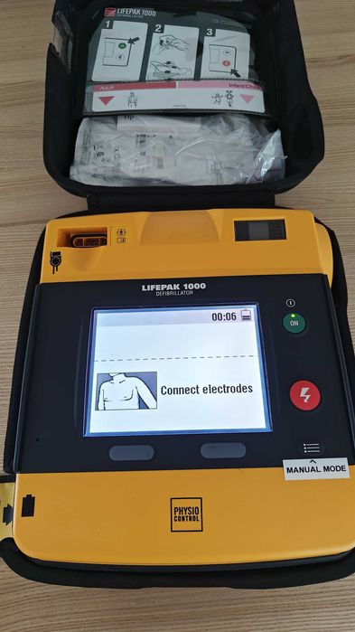 Defibrylator LIFEPAK 1000 – sprawny – cena 2500 zł