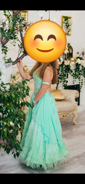 Продам сукню для бальних танців ( стандарт)  на 10-12 років