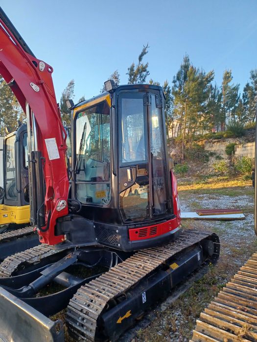 Máquina jiratoria yanmar 5.5 toneladas