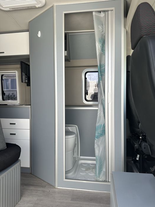 Vendo autocaravana recente