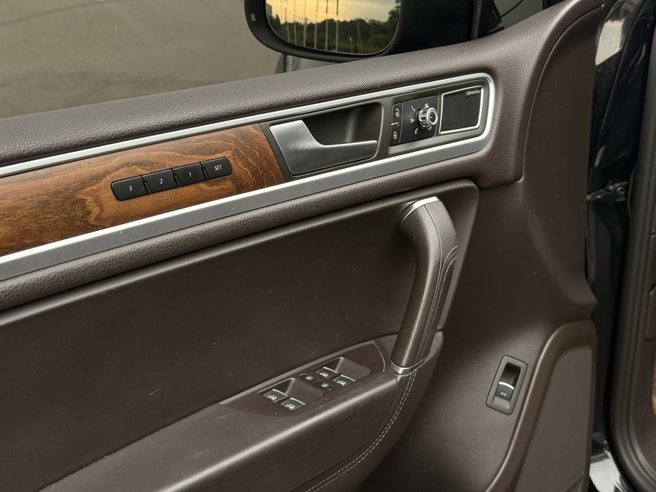 Volkswagen Touareg 2012 VIN WVGZZZ7PZDD009282 фото оголошення 7 з 24
