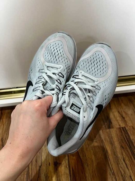 Buty biegowe szare damskie buty do biegania Nike Flex 2017 RN